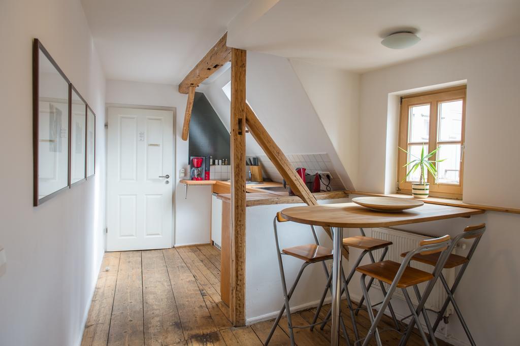 "Goethezimmer" Ferienwohnung Und Zimmer Am Burgplatz Weimar  Zewnętrze zdjęcie
